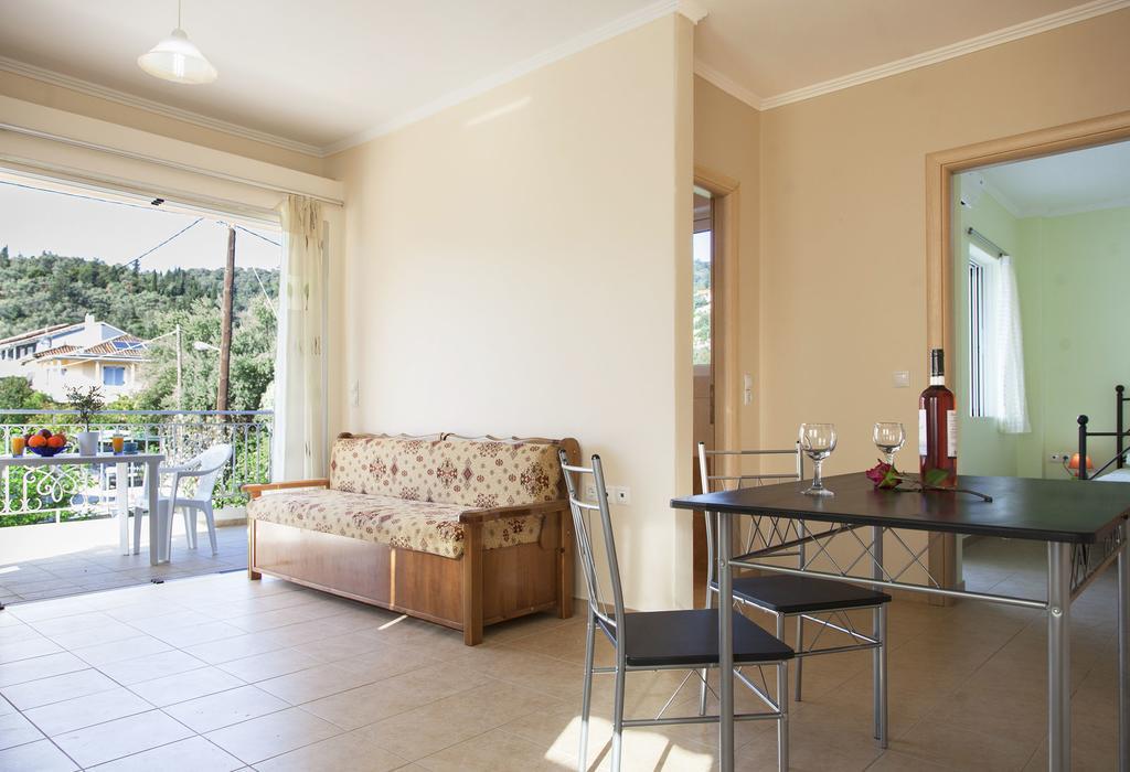 Apolpaina L Apartments Exterior photo